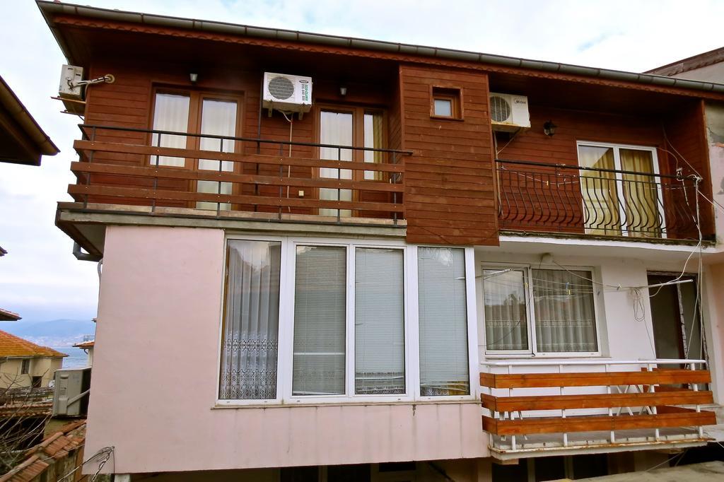 Family Hotel Lebed Nesebar Exterior photo
